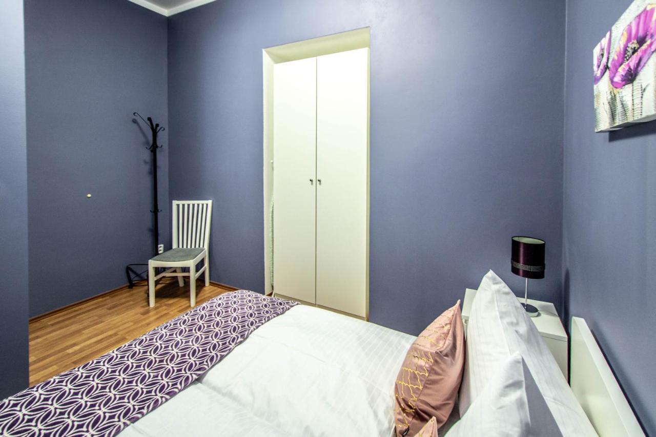 Ruzova Apartment By Ruterra Praag Buitenkant foto